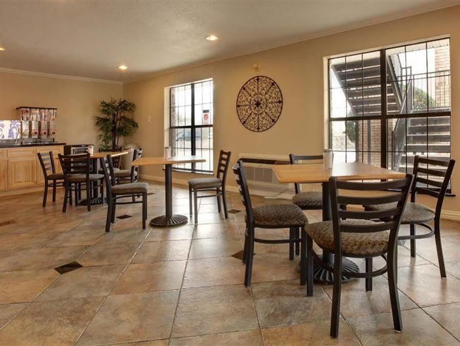 Americas Best Value Inn And Suites デソト エクステリア 写真